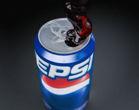 3D Pepsi Can PSD Mockup