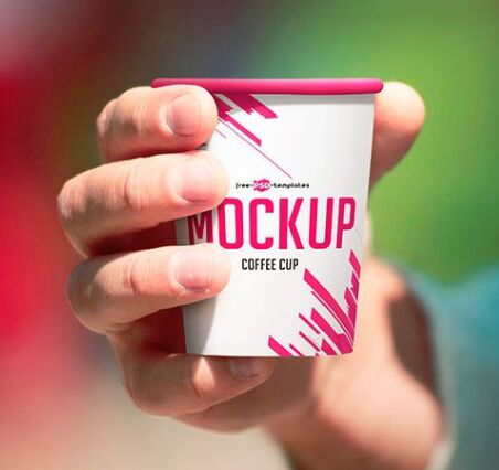 FREE COFFEE CUP MOCK-UP IN PSD-min
